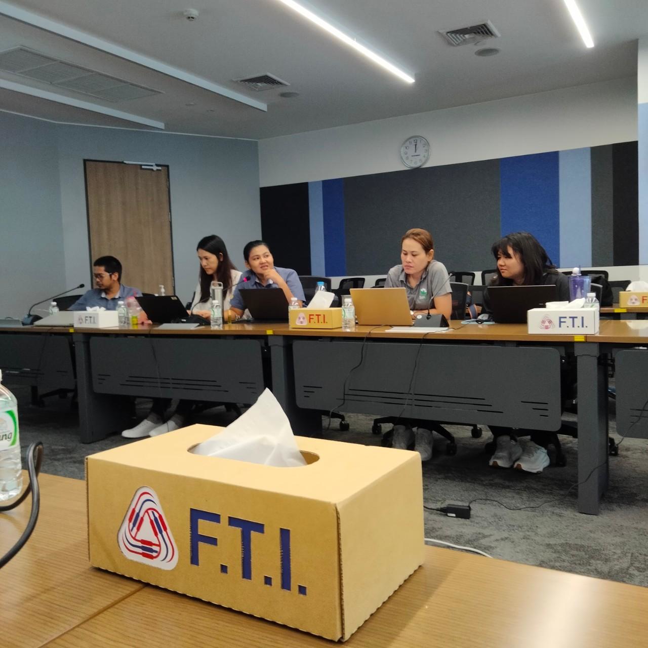 ภาพแนวตั้ง